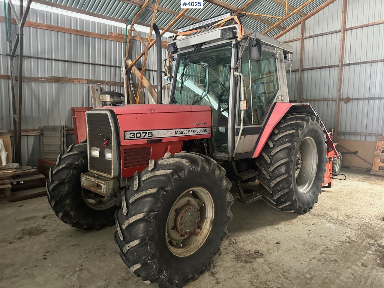 1994 Massey Ferguson 3075 4x4 tractor. WATCH VIDEO. - Τρακτέρ: φωτογραφία 1 1994 Massey Ferguson 3075 4x4 tractor. WATCH VIDEO. - Τρακτέρ: φωτογραφία 1