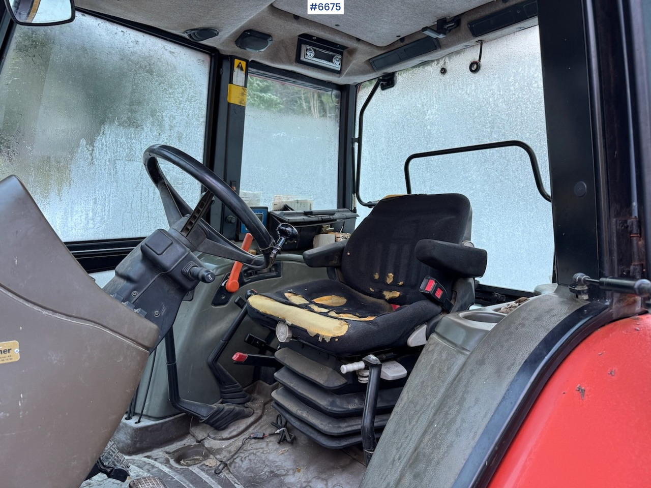 Τρακτέρ 1997 New Holland L 85 w/ front loader.: φωτογραφία 16