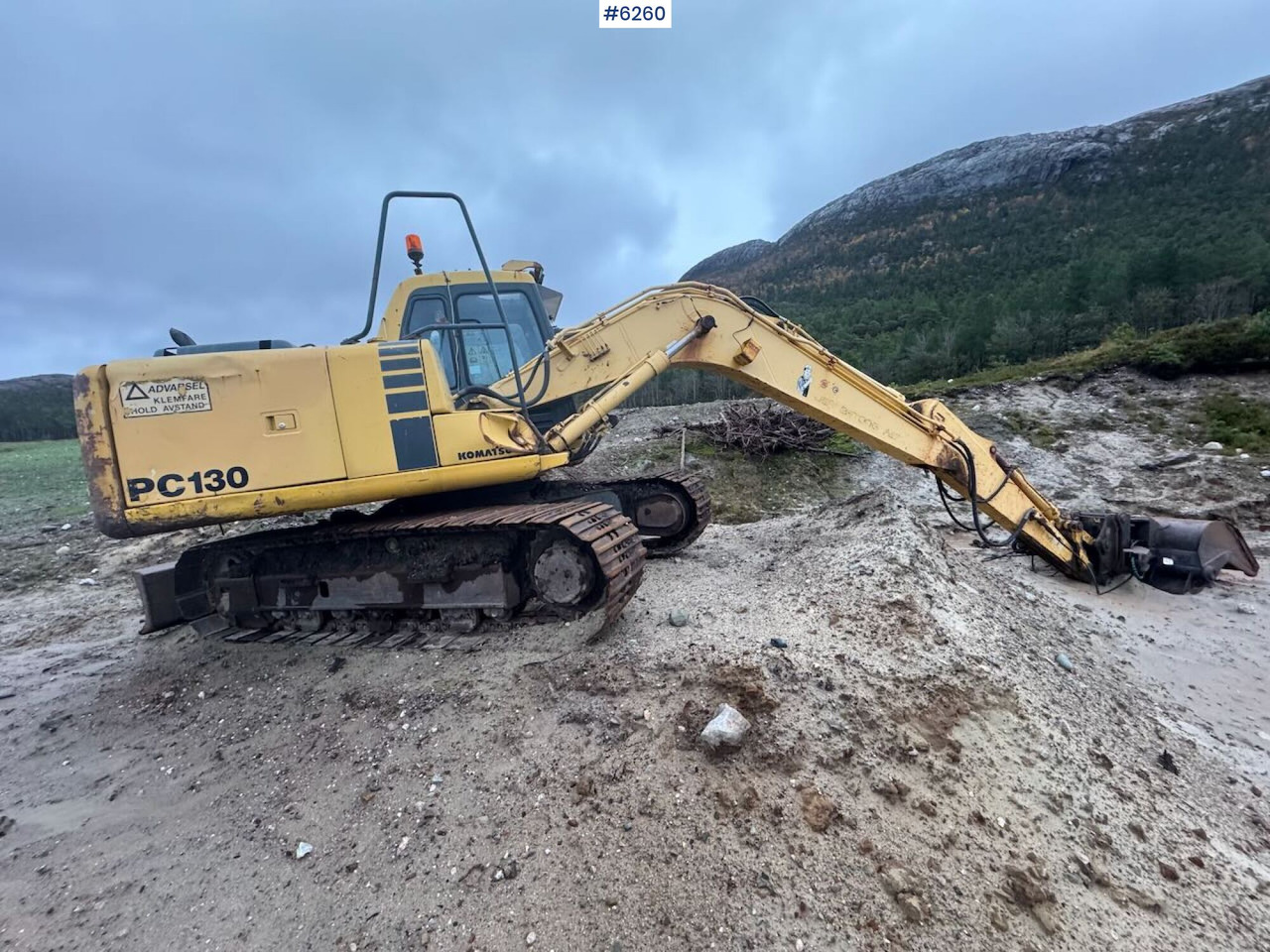 1998 Komatsu PC130-6K with Grading Bucket and Digging Bucket! - Εκσκαφέας: φωτογραφία 3 1998 Komatsu PC130-6K with Grading Bucket and Digging Bucket! - Εκσκαφέας: φωτογραφία 3