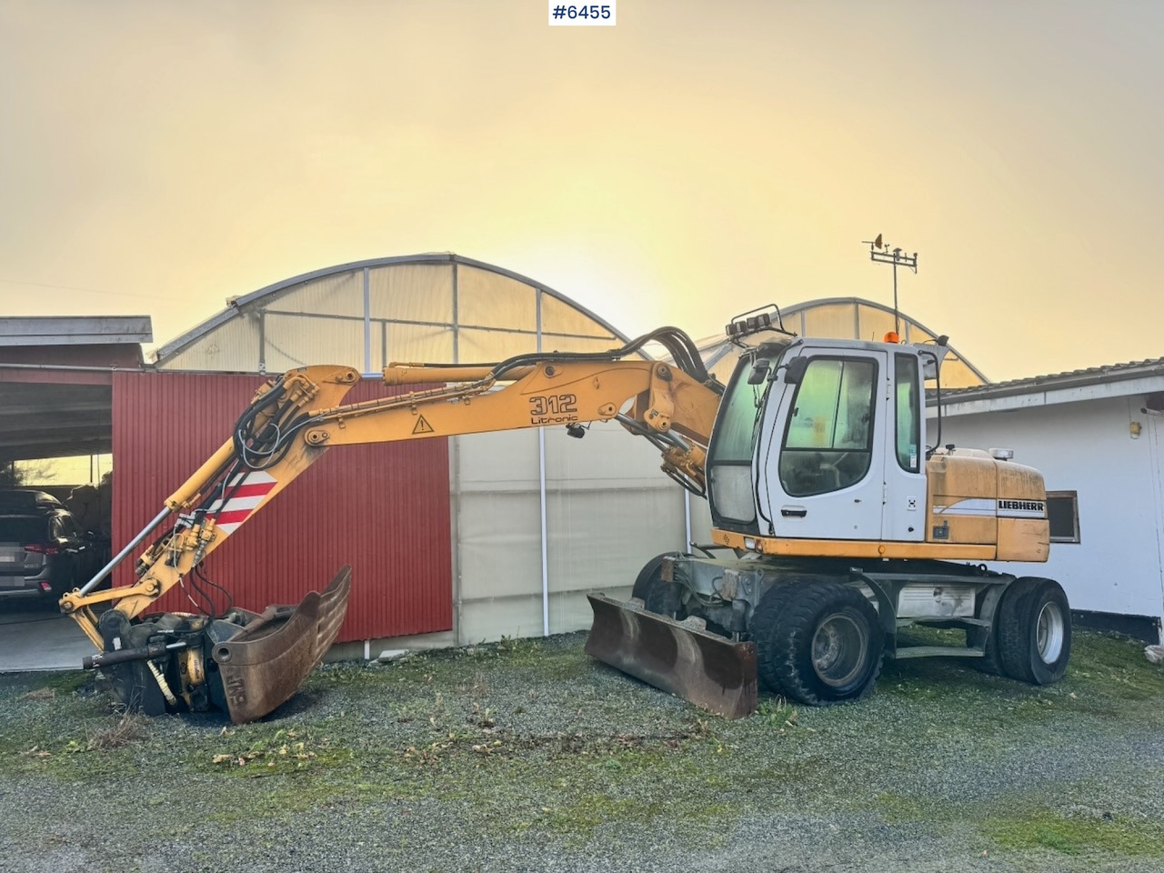 2003 Liebherr 312 Wheeled excavator w/ Rototilt and 2 buckets. - Εκσκαφέας: φωτογραφία 3 2003 Liebherr 312 Wheeled excavator w/ Rototilt and 2 buckets. - Εκσκαφέας: φωτογραφία 3