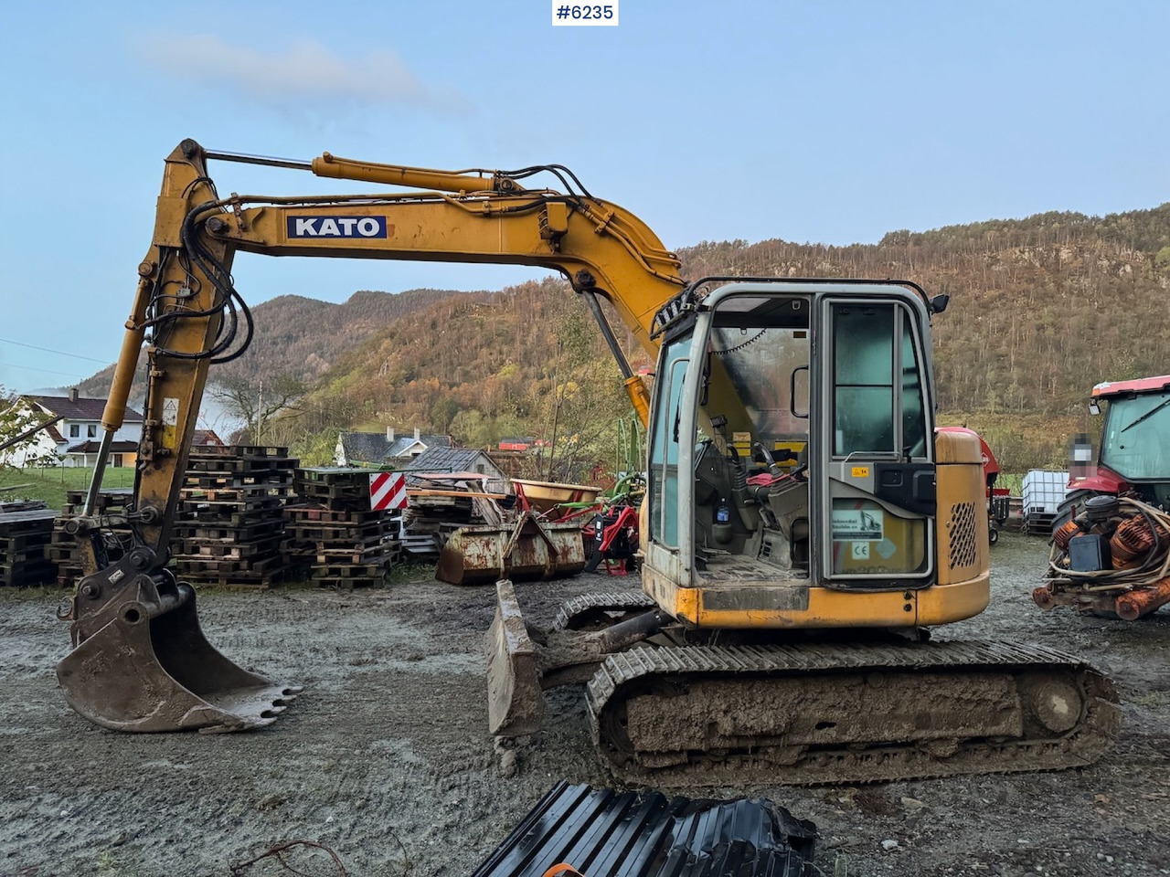 2004 Kato HD 308 US w/ 5 drawers, pincher, rake and spike hammer. - Εκσκαφέας: φωτογραφία 3 2004 Kato HD 308 US w/ 5 drawers, pincher, rake and spike hammer. - Εκσκαφέας: φωτογραφία 3