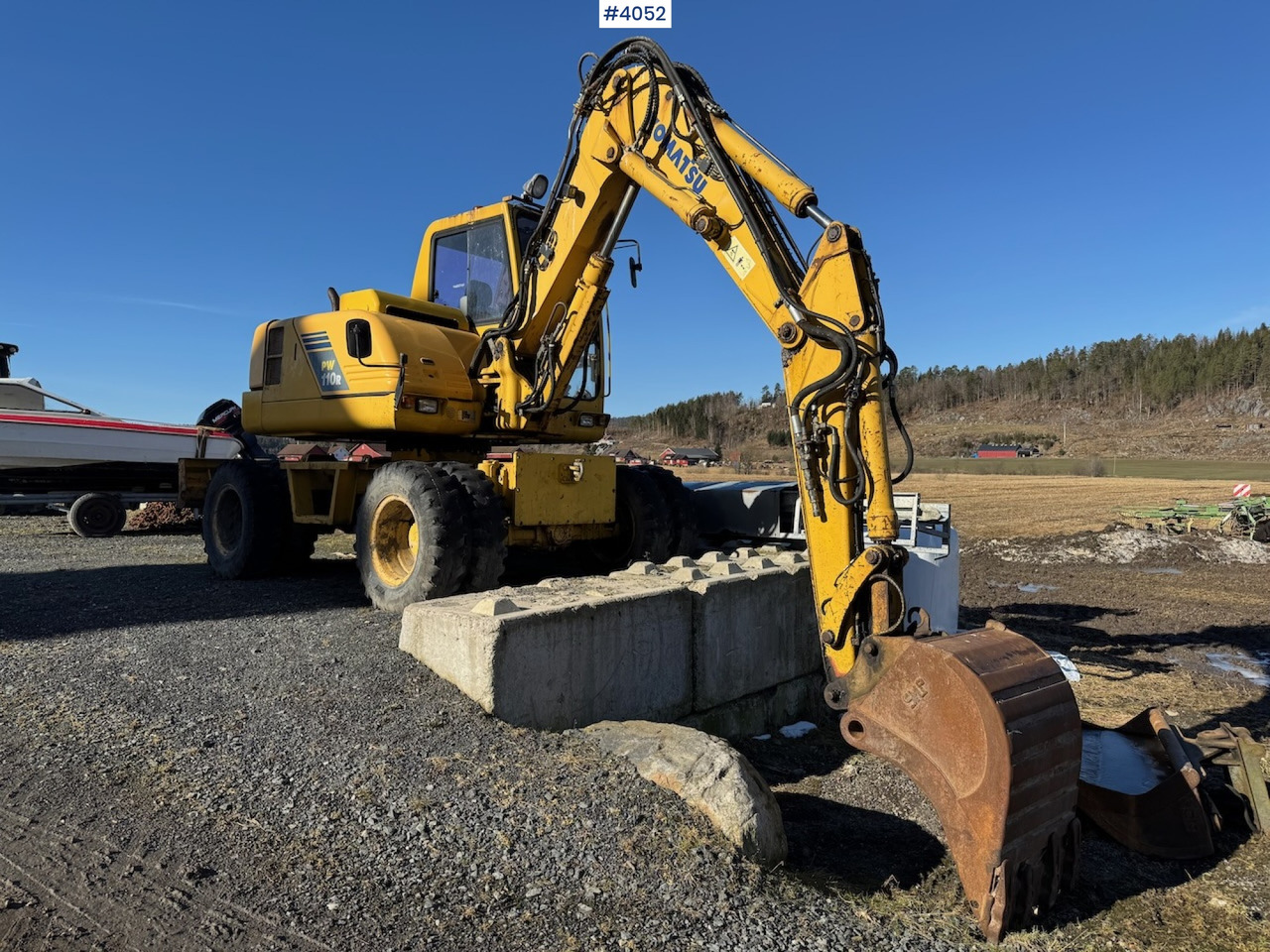 2004 Komatsu PW 110R - Εκσκαφέας: φωτογραφία 1 2004 Komatsu PW 110R - Εκσκαφέας: φωτογραφία 1