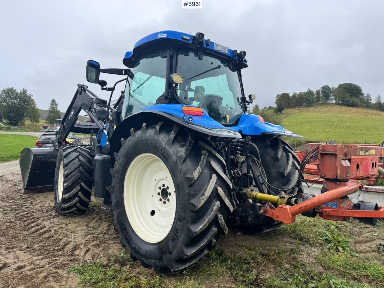 2004 New Holland TS115A with front loader - Τρακτέρ: φωτογραφία 5 2004 New Holland TS115A with front loader - Τρακτέρ: φωτογραφία 5