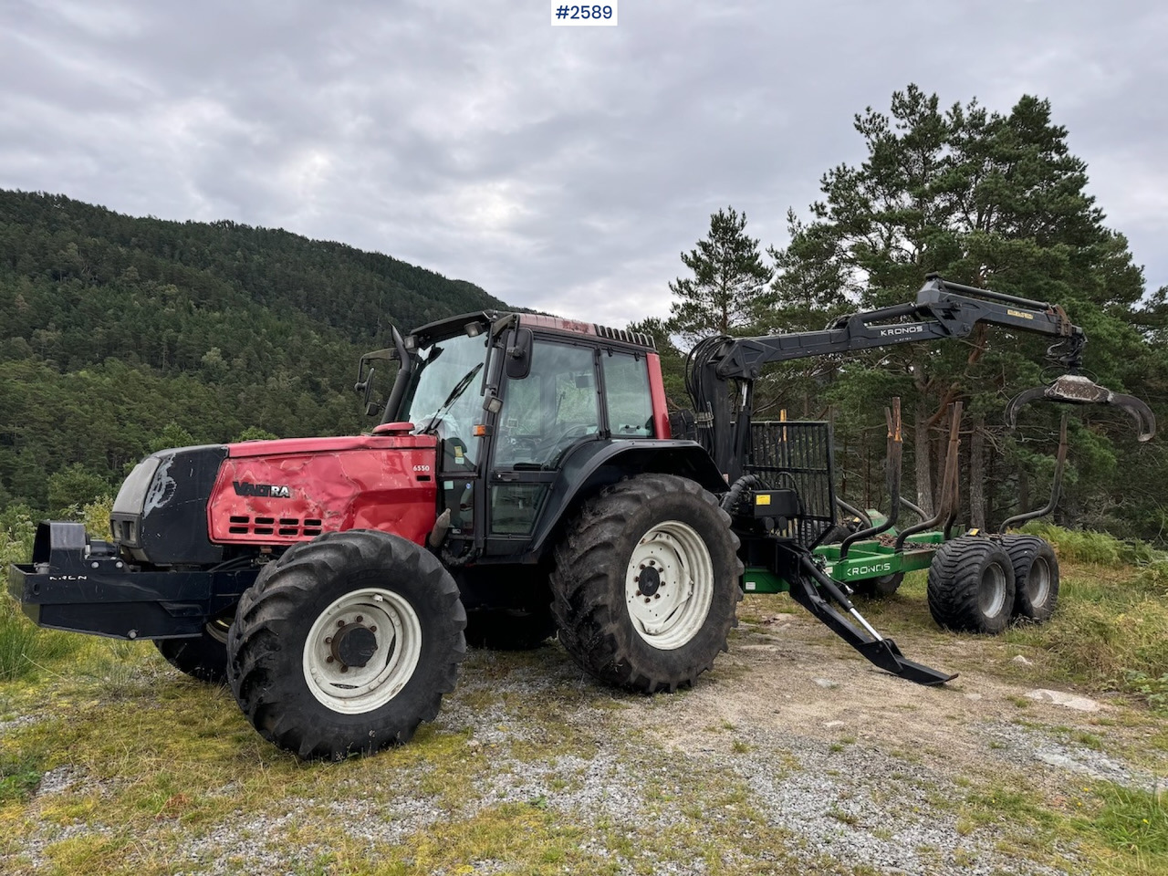 2005 Valtra 6550 Turbo with Kronos 120H 4WD B - Τρακτέρ: φωτογραφία 1 2005 Valtra 6550 Turbo with Kronos 120H 4WD B - Τρακτέρ: φωτογραφία 1