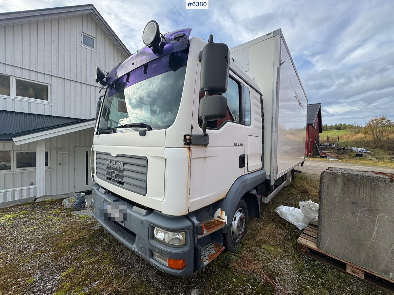 2006 MAN TGL. 8.210 box truck - Φορτηγό κόφα: φωτογραφία 1 2006 MAN TGL. 8.210 box truck - Φορτηγό κόφα: φωτογραφία 1
