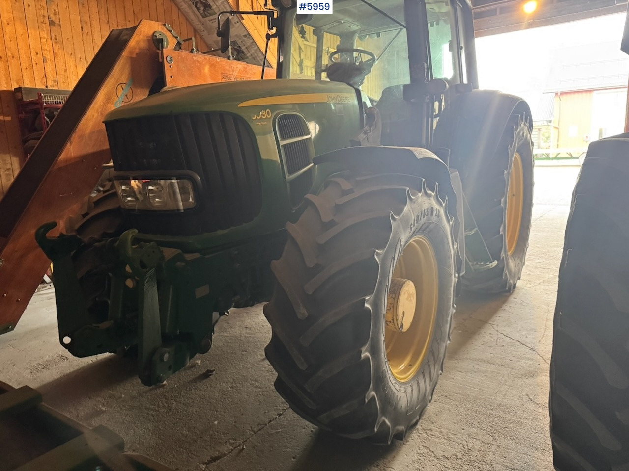 2007 John Deere 6930 w/ Front loader, hydraulics and Front PTO. Rep object. - Τρακτέρ: φωτογραφία 2 2007 John Deere 6930 w/ Front loader, hydraulics and Front PTO. Rep object. - Τρακτέρ: φωτογραφία 2