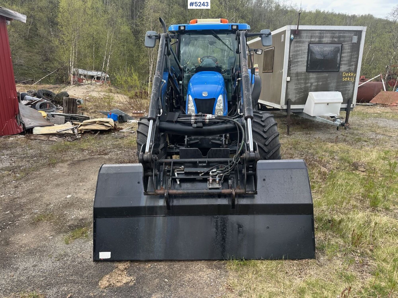 2007 New Holland TS135 4x4 tractor w/ front loader. WATCH VIDEO. - Τρακτέρ: φωτογραφία 3 2007 New Holland TS135 4x4 tractor w/ front loader. WATCH VIDEO. - Τρακτέρ: φωτογραφία 3