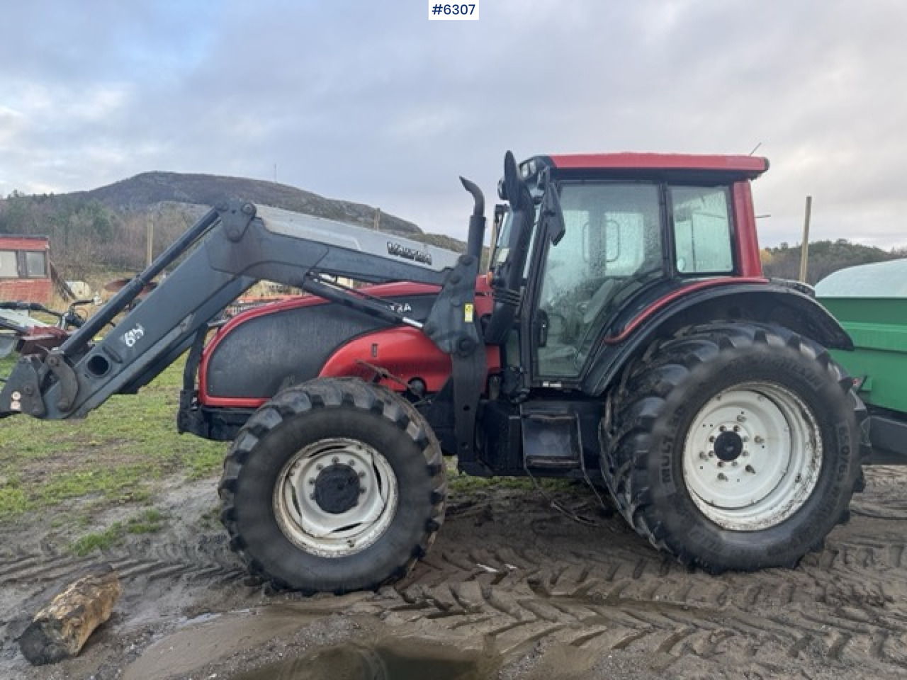 2008 Valtra T190 with front loader and 3rd function. SEE VIDEO! - Τρακτέρ: φωτογραφία 4 2008 Valtra T190 with front loader and 3rd function. SEE VIDEO! - Τρακτέρ: φωτογραφία 4