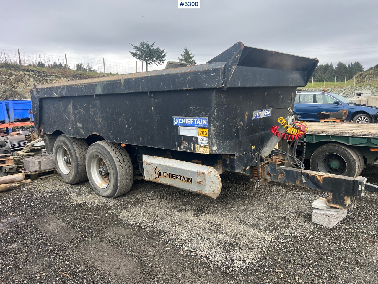 2012 Chieftain 20 ton 2 axle dump trailer - Ανατρεπόμενη ρυμούλκα για τρακτέρ: φωτογραφία 1 2012 Chieftain 20 ton 2 axle dump trailer - Ανατρεπόμενη ρυμούλκα για τρακτέρ: φωτογραφία 1