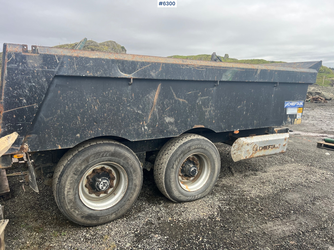 2012 Chieftain 20 ton 2 axle dump trailer - Ανατρεπόμενη ρυμούλκα για τρακτέρ: φωτογραφία 4 2012 Chieftain 20 ton 2 axle dump trailer - Ανατρεπόμενη ρυμούλκα για τρακτέρ: φωτογραφία 4