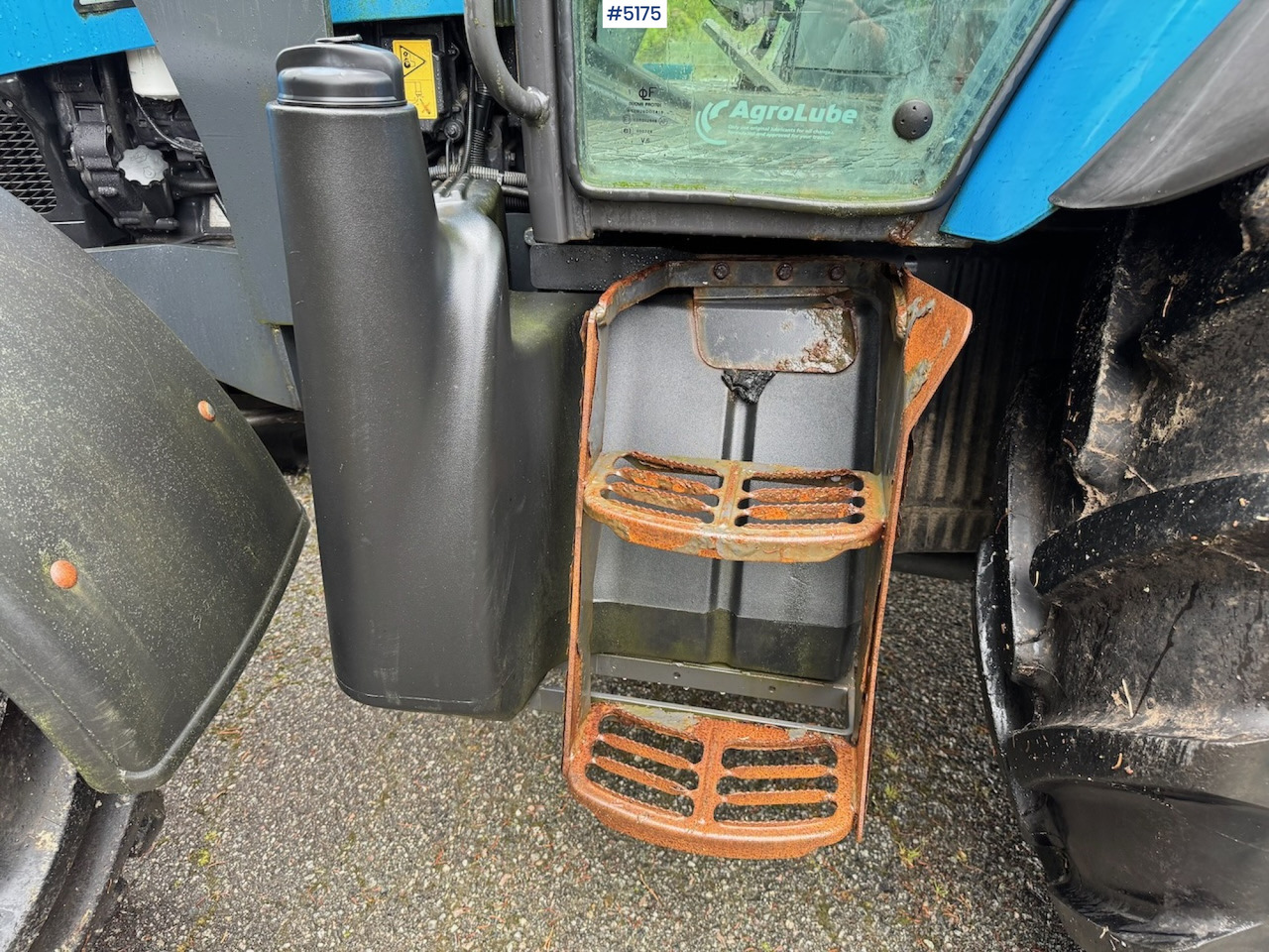 2013 Landini Powermondial 120 w/front loader and some equipment. Low hours! - Τρακτέρ: φωτογραφία 5 2013 Landini Powermondial 120 w/front loader and some equipment. Low hours! - Τρακτέρ: φωτογραφία 5