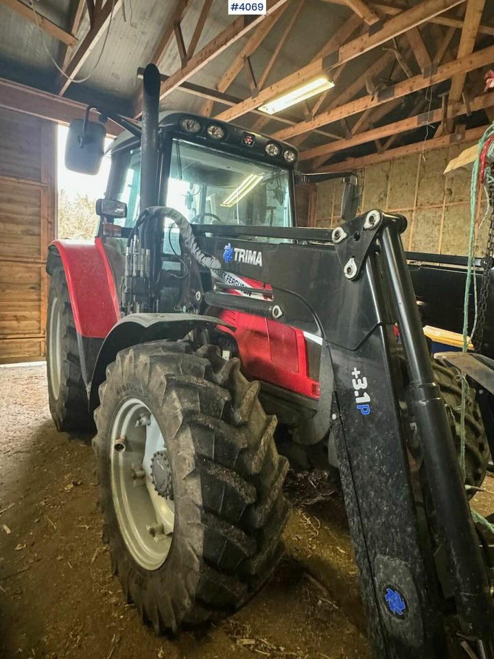 2013 Massey Ferguson 5455 w/ front loader, 2 buckets, pallet forks and blades. 1020 hours! - Τρακτέρ: φωτογραφία 2 2013 Massey Ferguson 5455 w/ front loader, 2 buckets, pallet forks and blades. 1020 hours! - Τρακτέρ: φωτογραφία 2