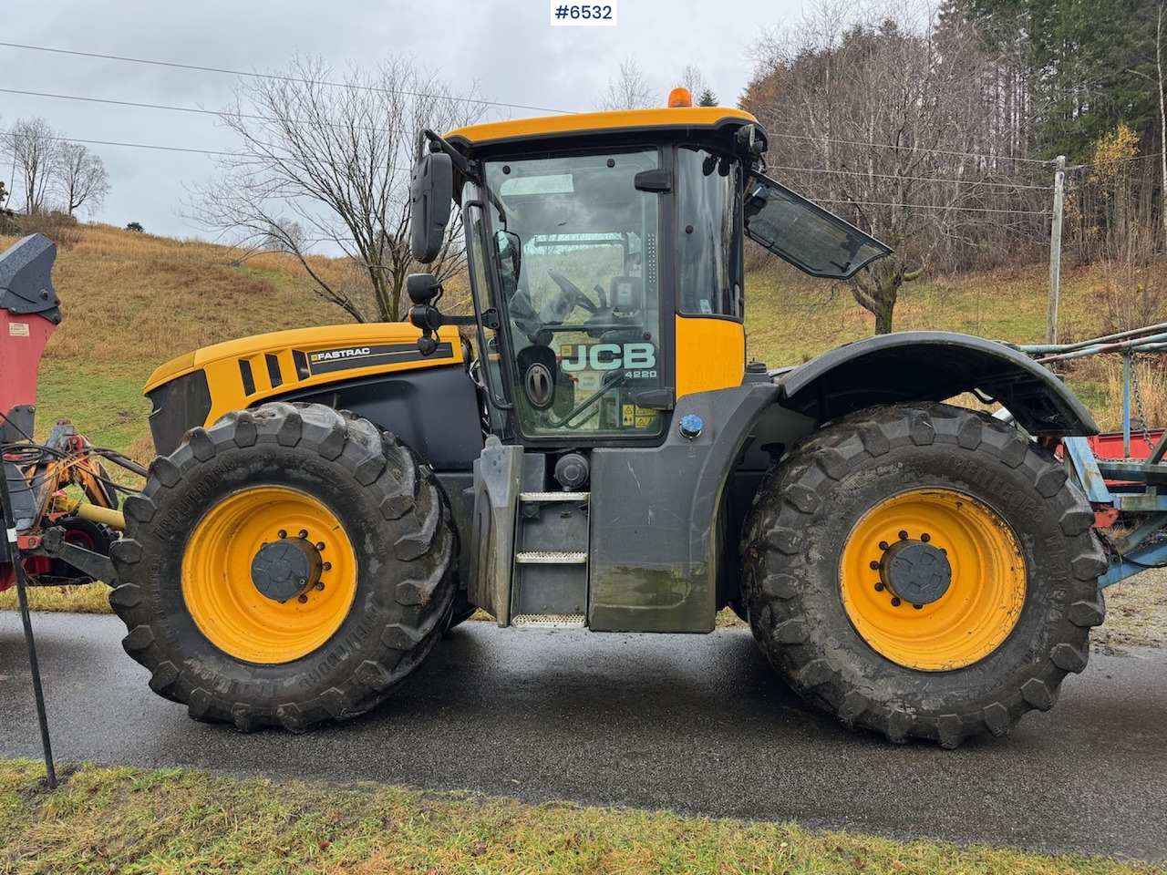 2015 JCB Fastrack 4220 w/ front hydraulics, front PTO and plow plate. Low hours! - Τρακτέρ: φωτογραφία 4 2015 JCB Fastrack 4220 w/ front hydraulics, front PTO and plow plate. Low hours! - Τρακτέρ: φωτογραφία 4