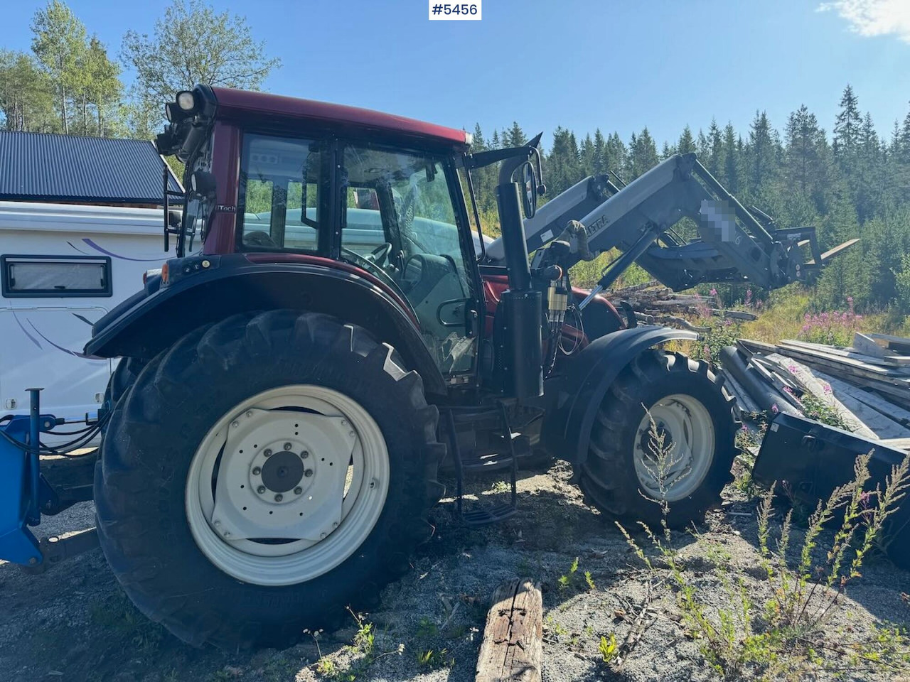 2015 Valtra N123 w/ front loader - Τρακτέρ: φωτογραφία 3 2015 Valtra N123 w/ front loader - Τρακτέρ: φωτογραφία 3