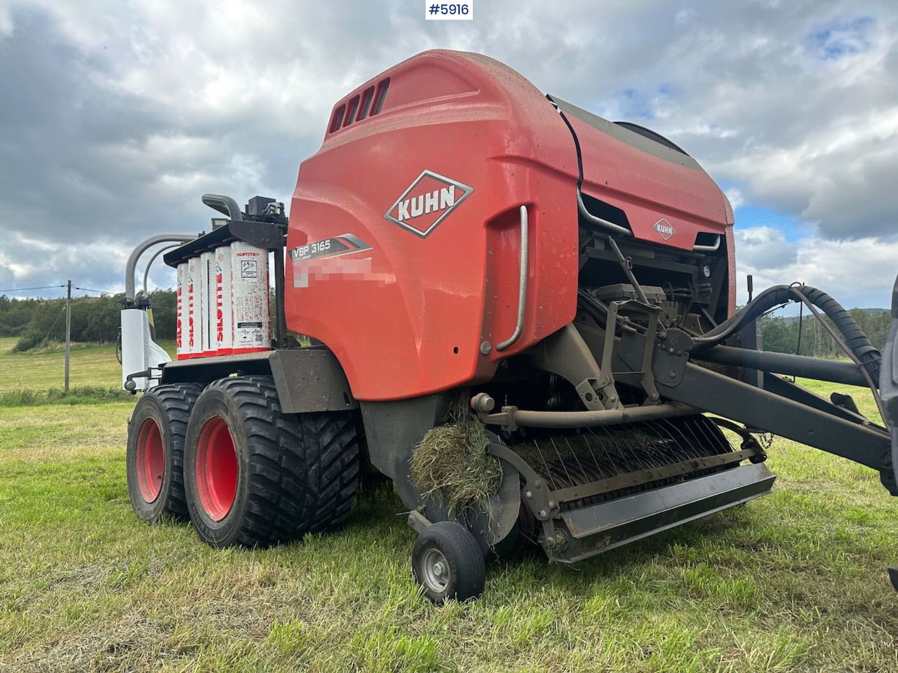 2018 Kuhn VBP 3165 Intelliwrap round baler - Σανού και κτηνοτροφικά μηχανήματα: φωτογραφία 1 2018 Kuhn VBP 3165 Intelliwrap round baler - Σανού και κτηνοτροφικά μηχανήματα: φωτογραφία 1