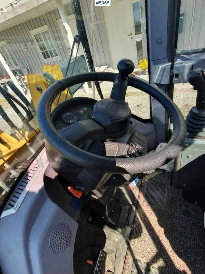 Ελαστιχοφόρος φορτωτής 2020 PowerTrack L36: φωτογραφία 12