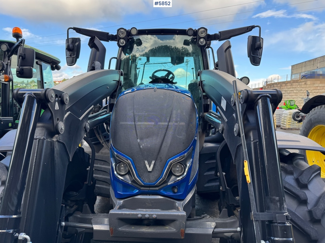 2022 Valtra N175 w/ front loader. - Τρακτέρ: φωτογραφία 3 2022 Valtra N175 w/ front loader. - Τρακτέρ: φωτογραφία 3