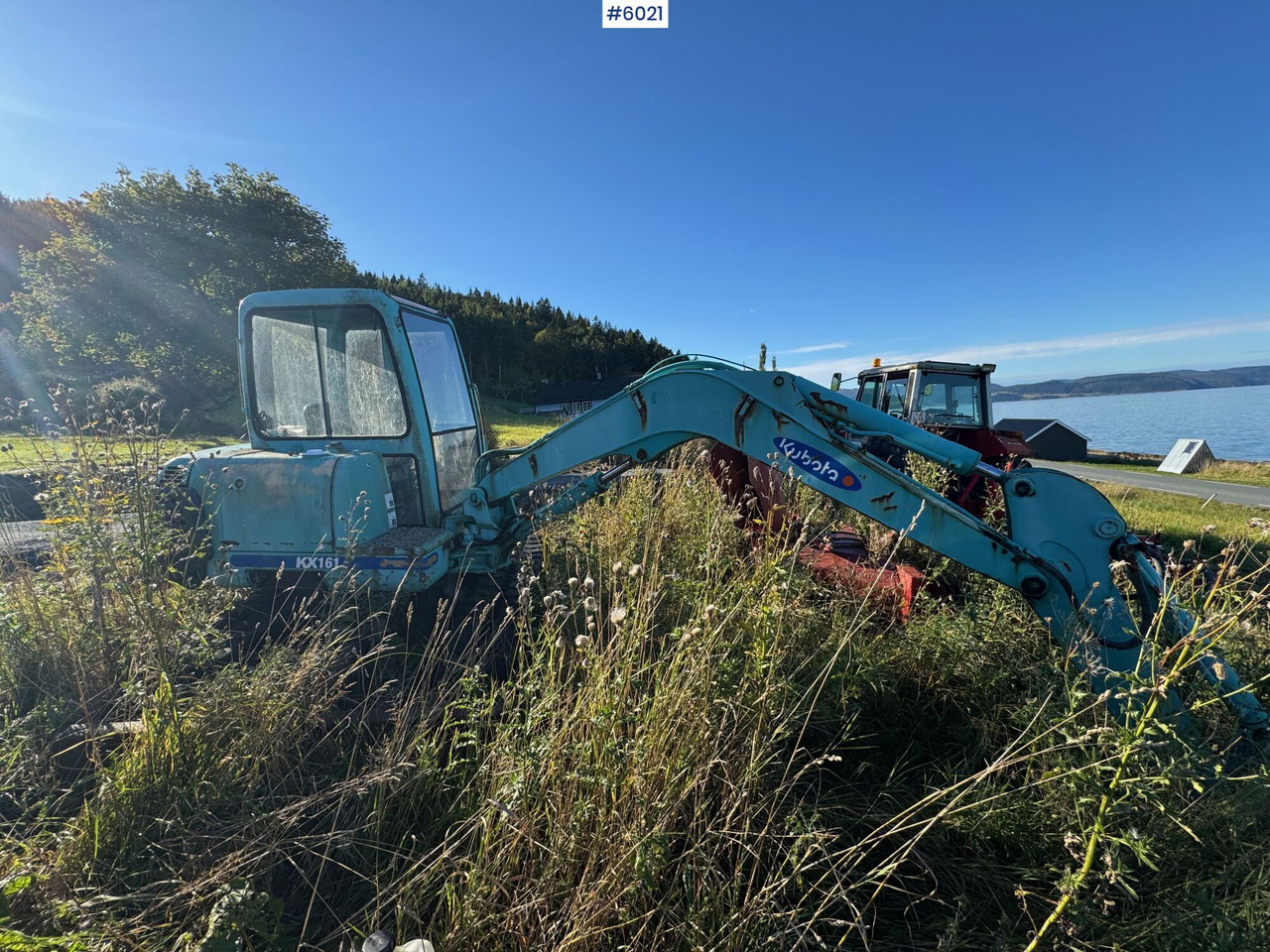 Approx.2000 Kubota KX161 w/excavator bucket and leveling bucket. Partially repaired object. - Τρακτέρ: φωτογραφία 1 Approx.2000 Kubota KX161 w/excavator bucket and leveling bucket. Partially repaired object. - Τρακτέρ: φωτογραφία 1