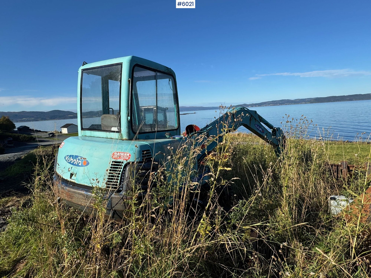 Approx.2000 Kubota KX161 w/excavator bucket and leveling bucket. Partially repaired object. - Τρακτέρ: φωτογραφία 2 Approx.2000 Kubota KX161 w/excavator bucket and leveling bucket. Partially repaired object. - Τρακτέρ: φωτογραφία 2