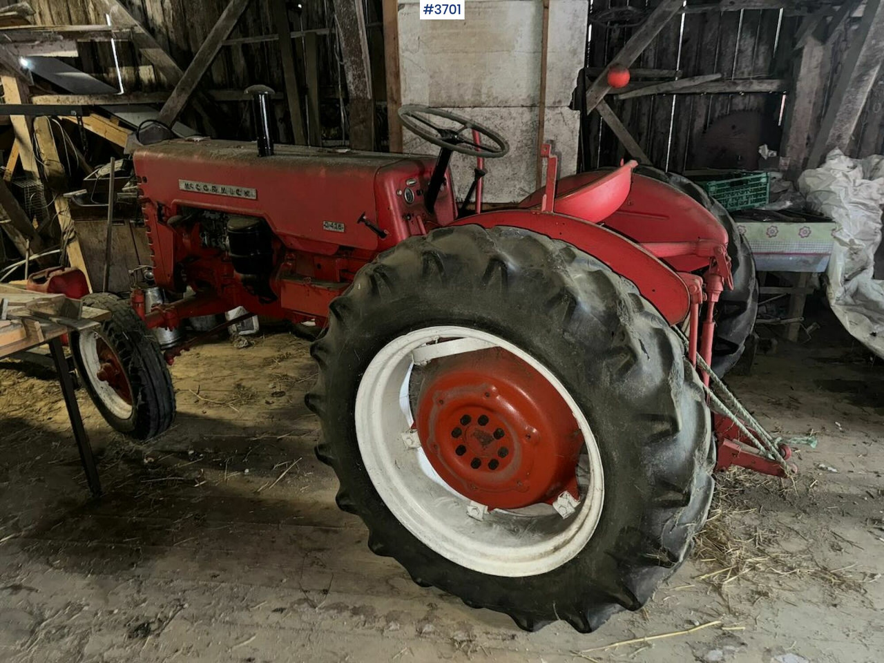 Τρακτέρ Ca.1960 McCormick D-436: φωτογραφία 1