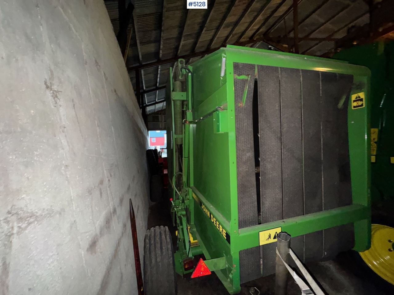 John Deere 550 Round Baler - Σανού και κτηνοτροφικά μηχανήματα: φωτογραφία 2 John Deere 550 Round Baler - Σανού και κτηνοτροφικά μηχανήματα: φωτογραφία 2