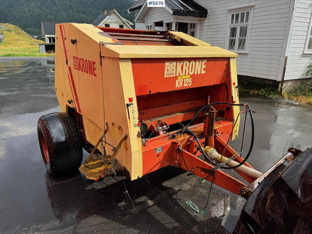 Krone KR 125 Round Baler - Σανού και κτηνοτροφικά μηχανήματα: φωτογραφία 1 Krone KR 125 Round Baler - Σανού και κτηνοτροφικά μηχανήματα: φωτογραφία 1