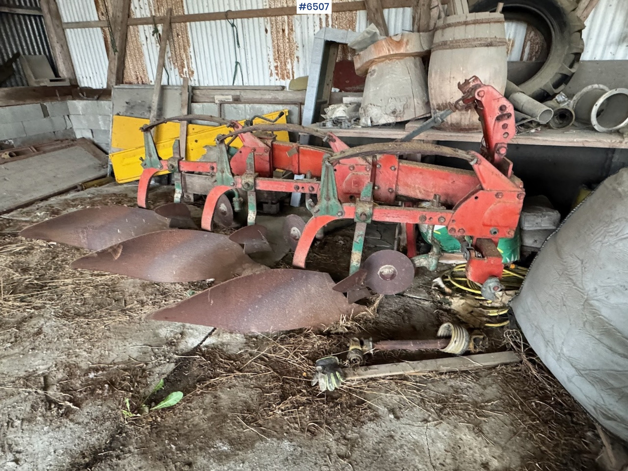 Kverneland 3-furrow plough - Μηχανή οργώματος: φωτογραφία 3 Kverneland 3-furrow plough - Μηχανή οργώματος: φωτογραφία 3