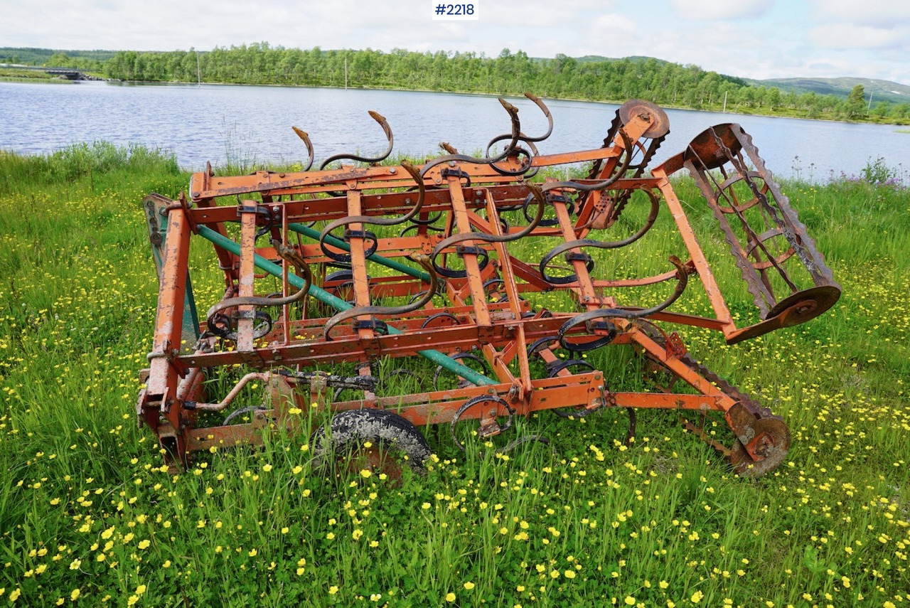 Kverneland Harrow 3,2 Meters - Σβάρνα: φωτογραφία 4 Kverneland Harrow 3,2 Meters - Σβάρνα: φωτογραφία 4