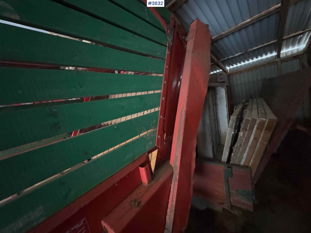 Σανού και κτηνοτροφικά μηχανήματα Kverneland UN7000 unloading trailer: φωτογραφία 7 Σανού και κτηνοτροφικά μηχανήματα Kverneland UN7000 unloading trailer: φωτογραφία 7