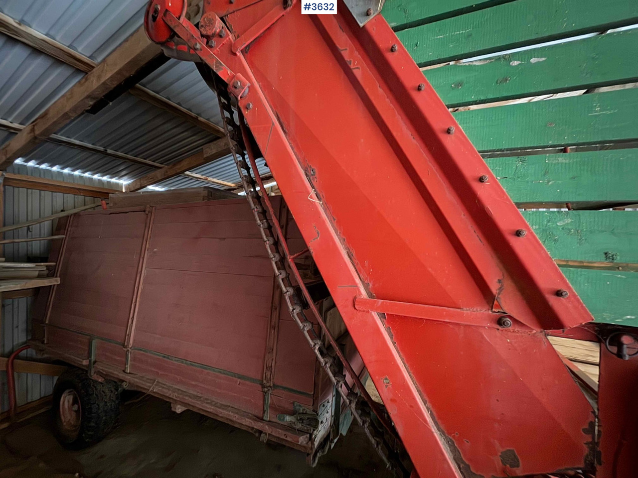 Σανού και κτηνοτροφικά μηχανήματα Kverneland UN7000 unloading trailer: φωτογραφία 9 Σανού και κτηνοτροφικά μηχανήματα Kverneland UN7000 unloading trailer: φωτογραφία 9