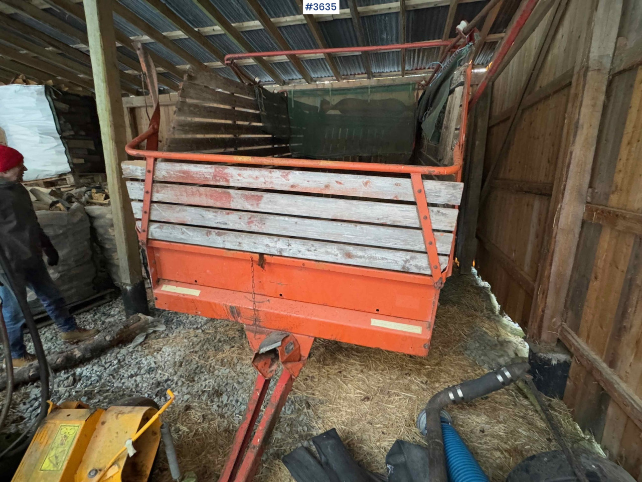 Kverneland UN7000 unloading trailer - Σανού και κτηνοτροφικά μηχανήματα: φωτογραφία 2 Kverneland UN7000 unloading trailer - Σανού και κτηνοτροφικά μηχανήματα: φωτογραφία 2