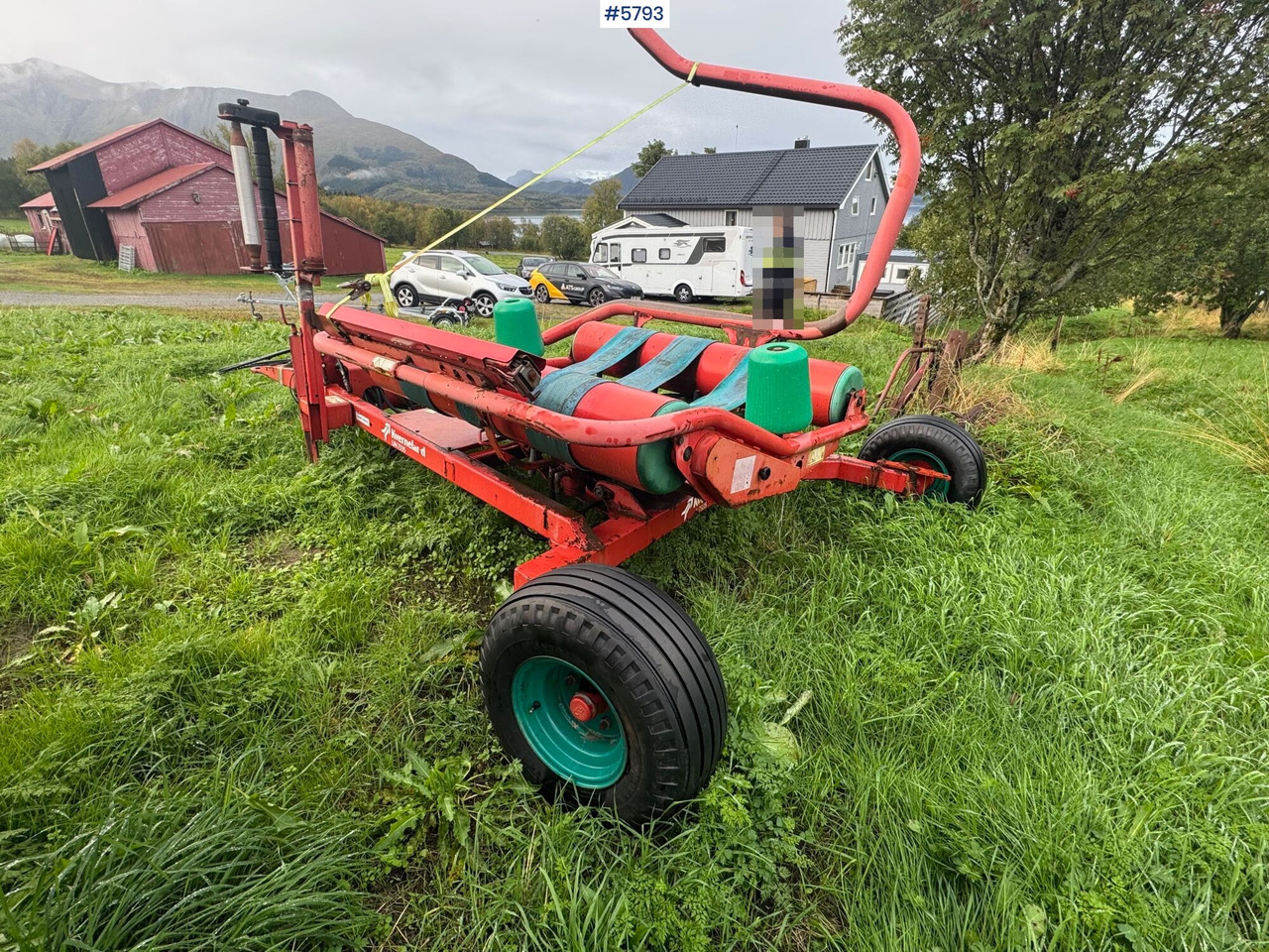 Kverneland un 7335. Partially rep.object - Σανού και κτηνοτροφικά μηχανήματα: φωτογραφία 2 Kverneland un 7335. Partially rep.object - Σανού και κτηνοτροφικά μηχανήματα: φωτογραφία 2