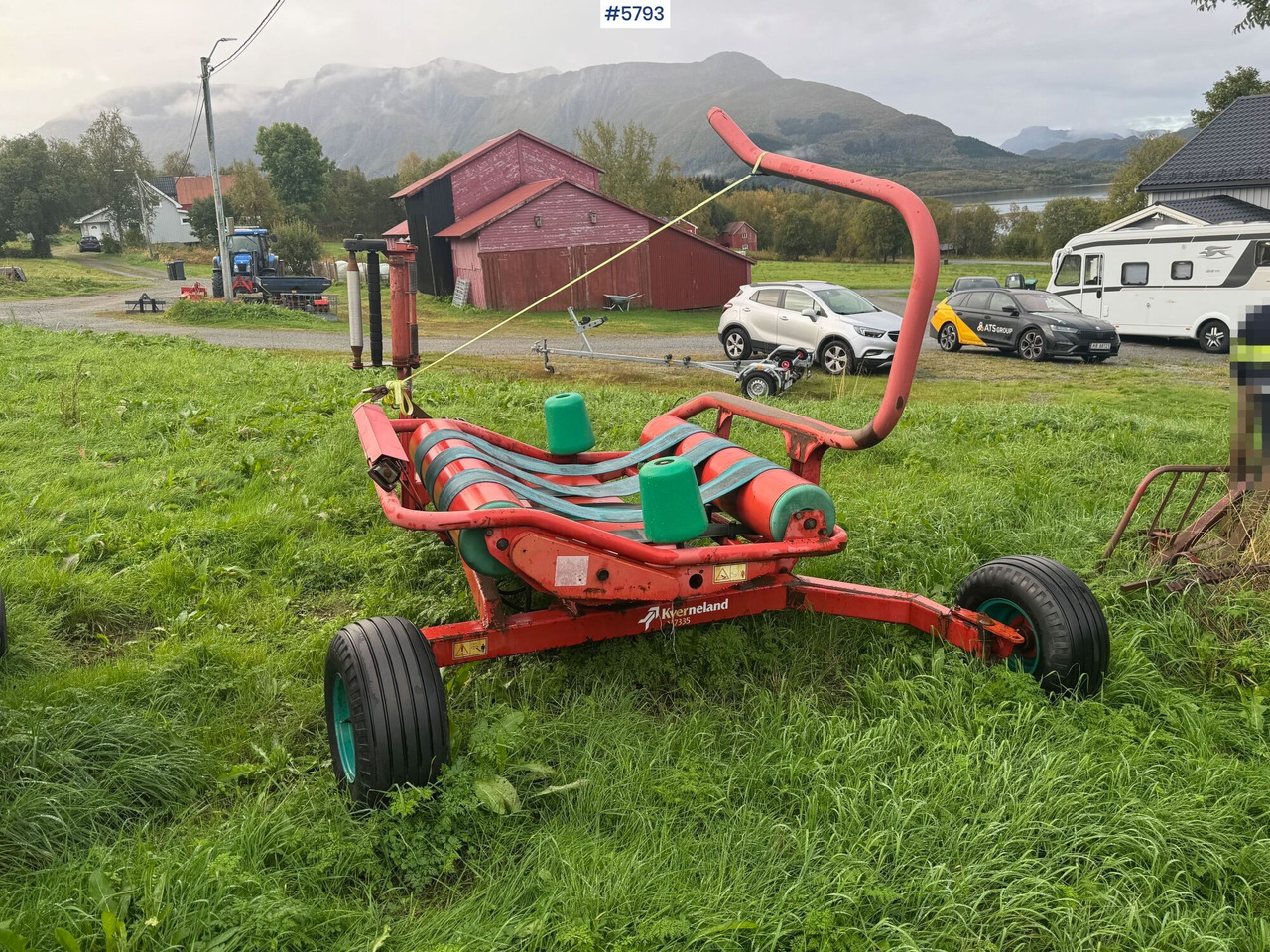 Kverneland un 7335. Partially rep.object - Σανού και κτηνοτροφικά μηχανήματα: φωτογραφία 5 Kverneland un 7335. Partially rep.object - Σανού και κτηνοτροφικά μηχανήματα: φωτογραφία 5