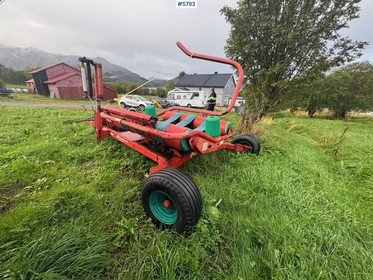 Kverneland un 7335. Partially rep.object - Σανού και κτηνοτροφικά μηχανήματα: φωτογραφία 3 Kverneland un 7335. Partially rep.object - Σανού και κτηνοτροφικά μηχανήματα: φωτογραφία 3