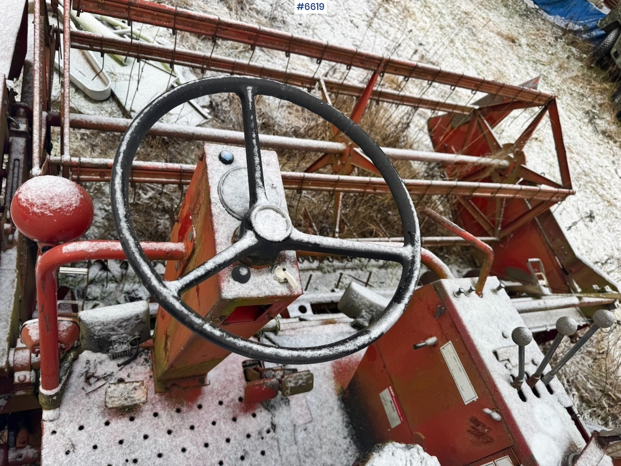 Θεριζοαλωνιστική μηχανή Massey Ferguson 487 Combine Harvester.: φωτογραφία 12 Θεριζοαλωνιστική μηχανή Massey Ferguson 487 Combine Harvester.: φωτογραφία 12