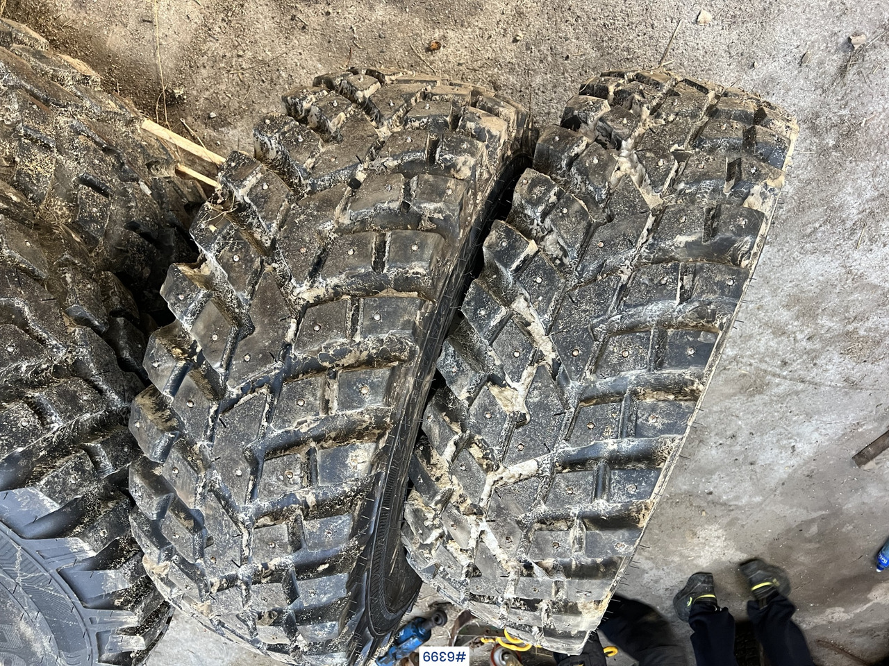 Nokian tri 2 studded tires for tractors - Πλήρης τροχός για Γεωργικά μηχανήματα: φωτογραφία 2 Nokian tri 2 studded tires for tractors - Πλήρης τροχός για Γεωργικά μηχανήματα: φωτογραφία 2