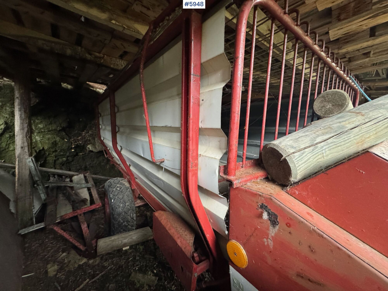 Pöttinger forage wagon - Σανού και κτηνοτροφικά μηχανήματα: φωτογραφία 5 Pöttinger forage wagon - Σανού και κτηνοτροφικά μηχανήματα: φωτογραφία 5