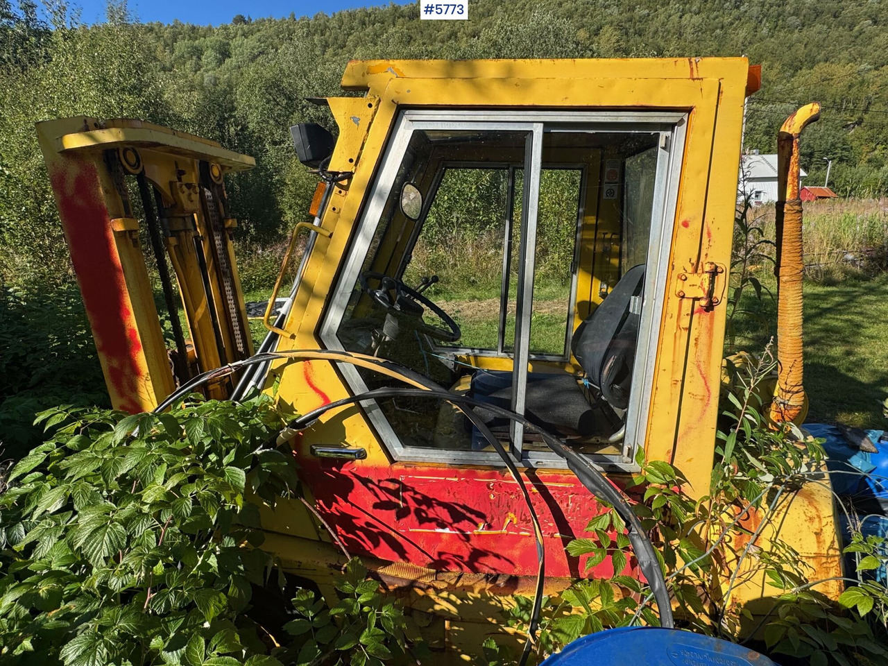 Toyota 02-3FD25 Truck. Repair object - Περονοφόρο όχημα: φωτογραφία 5 Toyota 02-3FD25 Truck. Repair object - Περονοφόρο όχημα: φωτογραφία 5