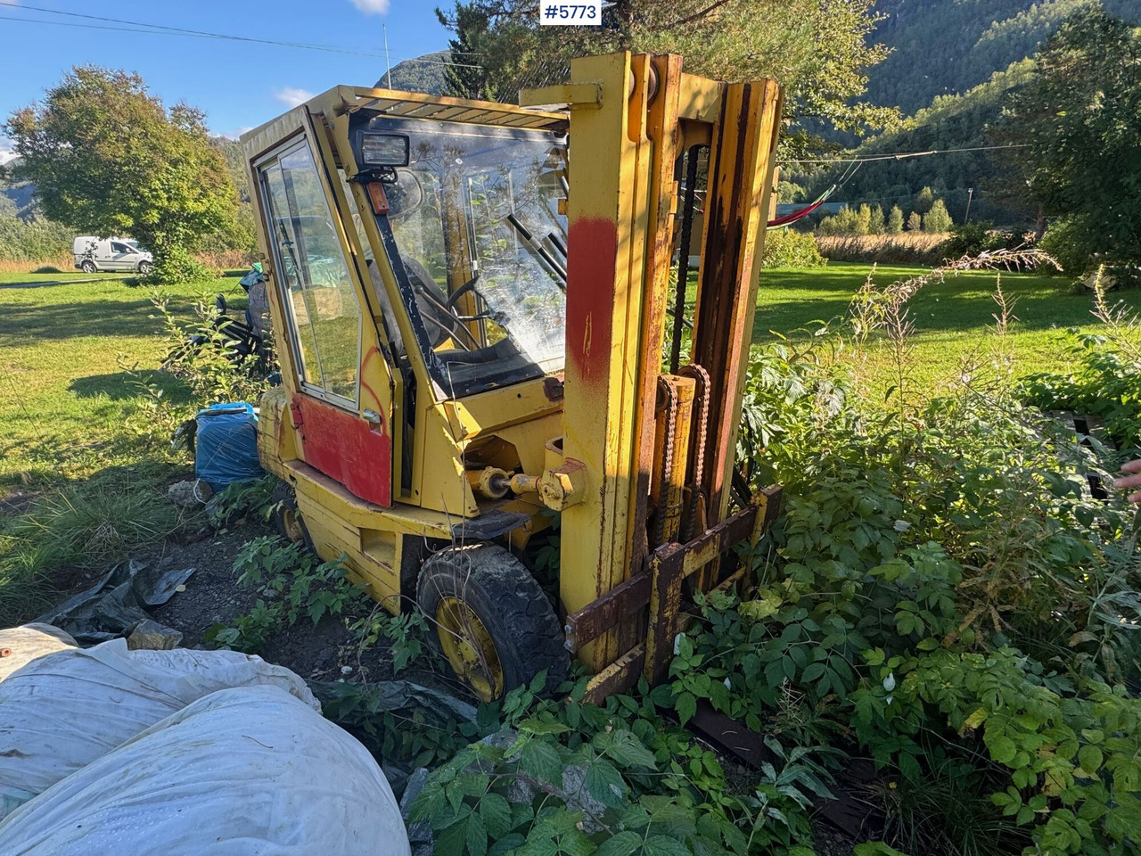 Toyota 02-3FD25 Truck. Repair object - Περονοφόρο όχημα: φωτογραφία 2 Toyota 02-3FD25 Truck. Repair object - Περονοφόρο όχημα: φωτογραφία 2