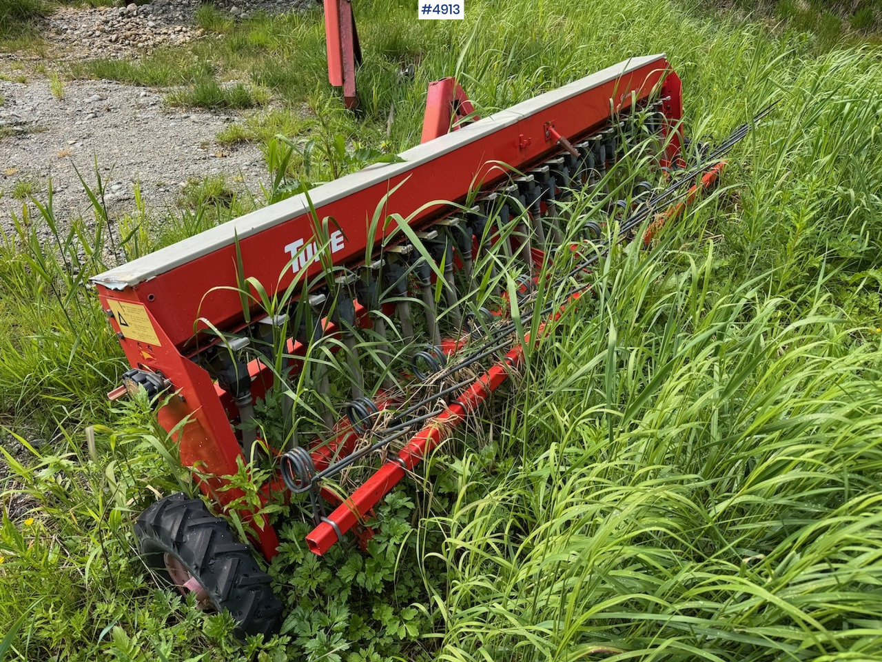 Μηχανήματα σποράς Tume Greenmaster 3 m.: φωτογραφία 1