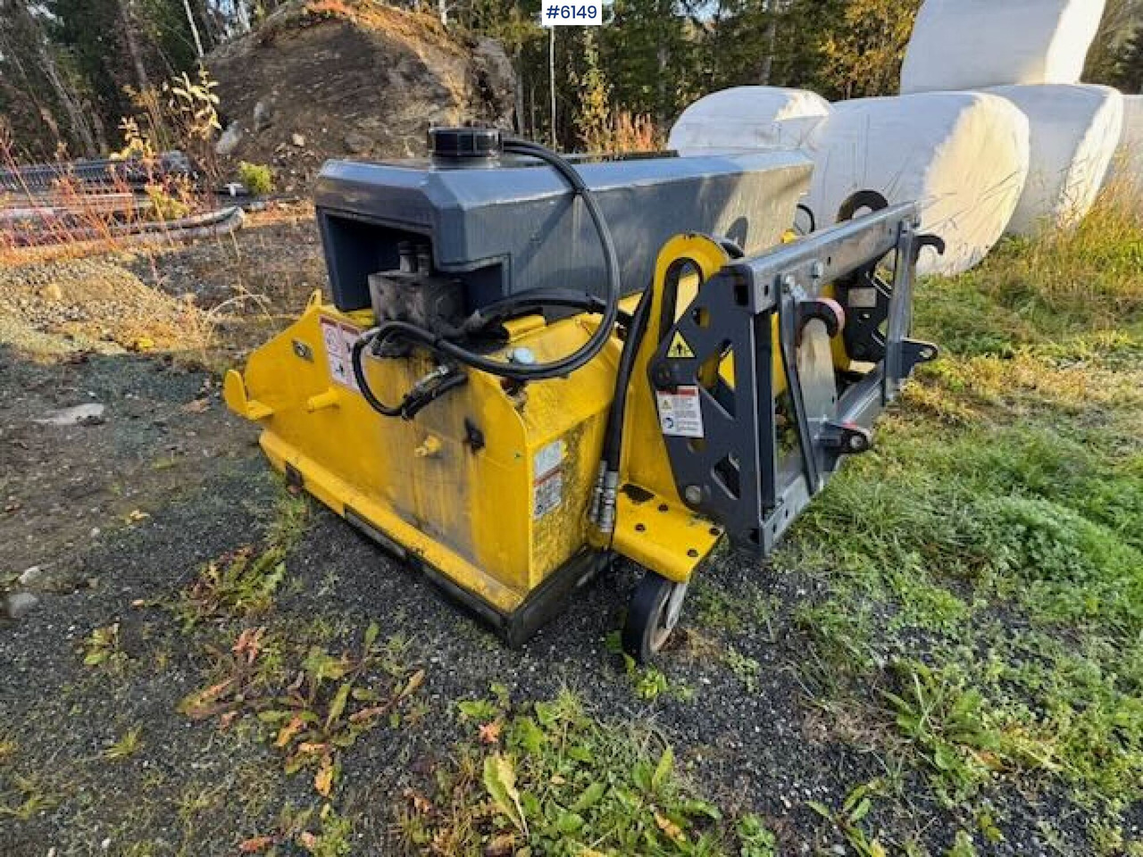 Vama front broom with Euro combo mount - Ψεκαστικό: φωτογραφία 5 Vama front broom with Euro combo mount - Ψεκαστικό: φωτογραφία 5