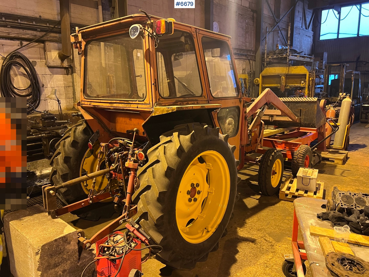 Volvo T430K traktor m/ frontlaster og skuffe - Τρακτέρ: φωτογραφία 2 Volvo T430K traktor m/ frontlaster og skuffe - Τρακτέρ: φωτογραφία 2