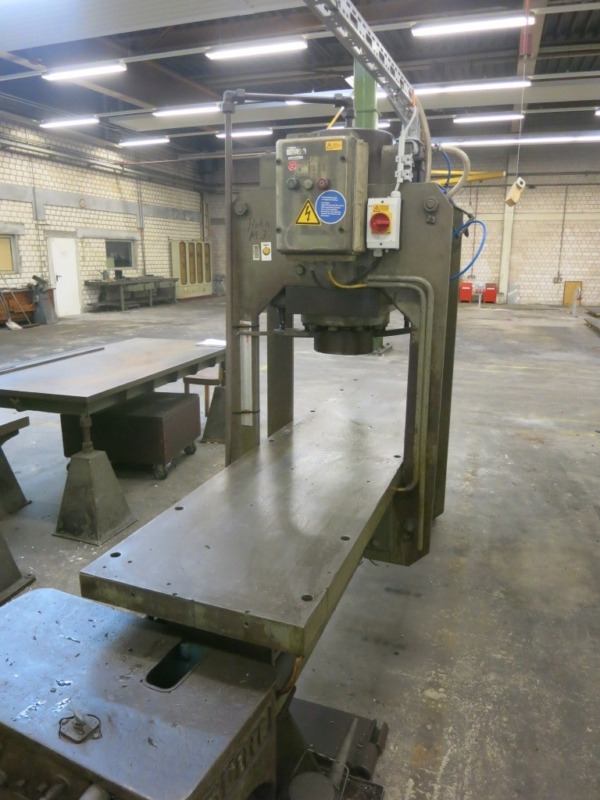 Μηχανήμα επεξεργασίας μετάλλου MÜLLER HP 2/25: φωτογραφία 5 Μηχανήμα επεξεργασίας μετάλλου MÜLLER HP 2/25: φωτογραφία 5