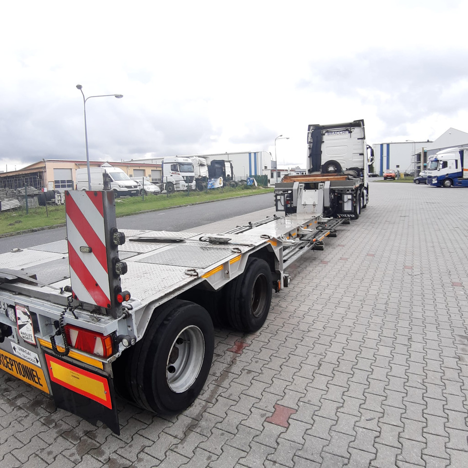 BERTOJA S36 Niskopodłogowa Tiefbett 2 osiowy 2011 r. - Επικαθήμενο με χαμηλό δάπεδο: φωτογραφία 1 BERTOJA S36 Niskopodłogowa Tiefbett 2 osiowy 2011 r. - Επικαθήμενο με χαμηλό δάπεδο: φωτογραφία 1