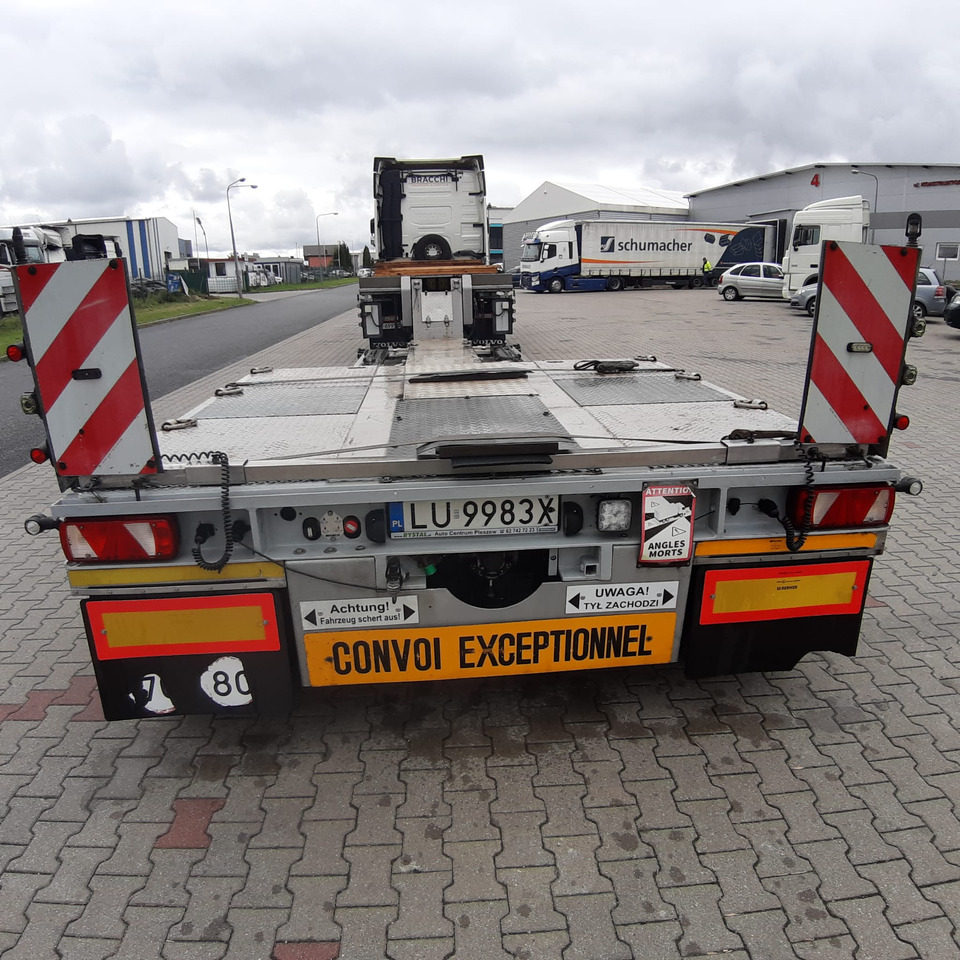 BERTOJA S36 Niskopodłogowa Tiefbett 2 osiowy 2011 r. - Επικαθήμενο με χαμηλό δάπεδο: φωτογραφία 2 BERTOJA S36 Niskopodłogowa Tiefbett 2 osiowy 2011 r. - Επικαθήμενο με χαμηλό δάπεδο: φωτογραφία 2