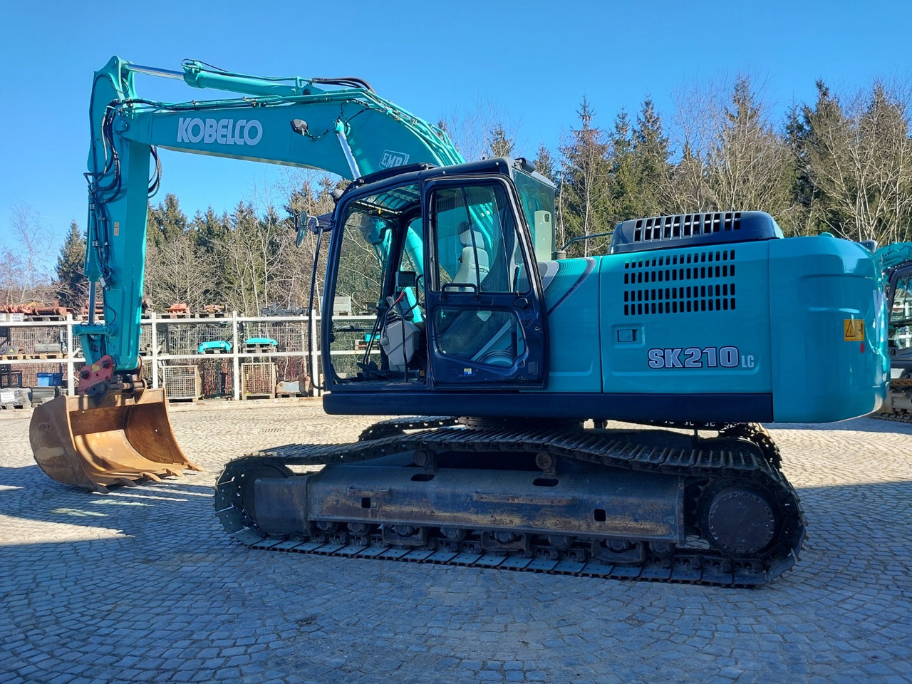 Kobelco SK210LC-10 - Ερπυστριοφόρος εκσκαφέας: φωτογραφία 2 Kobelco SK210LC-10 - Ερπυστριοφόρος εκσκαφέας: φωτογραφία 2