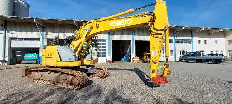 New Holland E235B SRNLC - Ερπυστριοφόρος εκσκαφέας: φωτογραφία 2 New Holland E235B SRNLC - Ερπυστριοφόρος εκσκαφέας: φωτογραφία 2