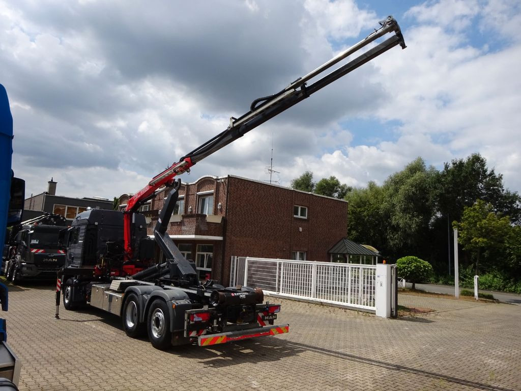 MAN 26.500 Abroller + Fassi F125A Kran 6x2-4 Allrad - Φορτηγό με γερανό, Φορτηγό φόρτωσης γάντζου: φωτογραφία 4 MAN 26.500 Abroller + Fassi F125A Kran 6x2-4 Allrad - Φορτηγό με γερανό, Φορτηγό φόρτωσης γάντζου: φωτογραφία 4