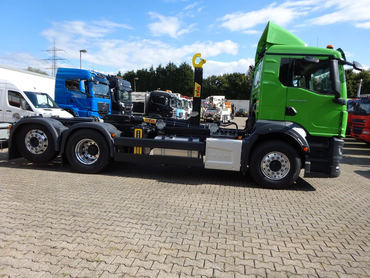 MAN 26.520 TGS HYVA Abroller 6x2 NEU !!! MAN 26.520 TGS HYVA Abroller 6x2 NEU !!! - Φορτηγό φόρτωσης γάντζου: φωτογραφία 2 MAN 26.520 TGS HYVA Abroller 6x2 NEU !!! MAN 26.520 TGS HYVA Abroller 6x2 NEU !!! - Φορτηγό φόρτωσης γάντζου: φωτογραφία 2