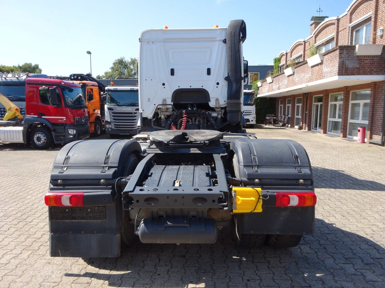 Mercedes-Benz 1846 Actros SZM HAD ALLRAD - Τράκτορας: φωτογραφία 5 Mercedes-Benz 1846 Actros SZM HAD ALLRAD - Τράκτορας: φωτογραφία 5